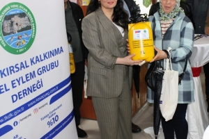 Fındıkta Sürdürülebilirlik ve Zararlılarla Mücadele Eğitimimizi Yoğun Katılımla Gerçekleştirdik